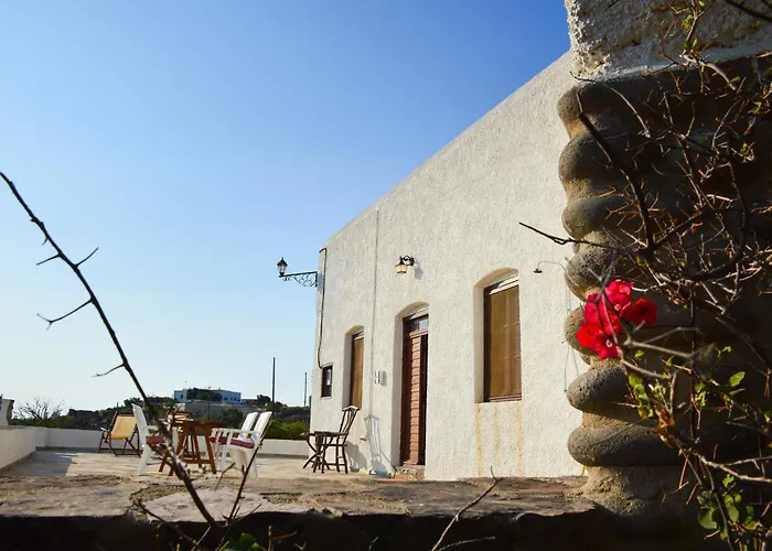 וילה Fylakopi Private Pool Retreat For 6 Pachaina