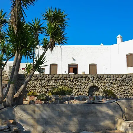 Filakopi Private Pool Retreat For 6 Villa Pachaina