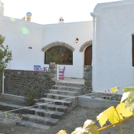 Filakopi Private Pool Retreat For 6