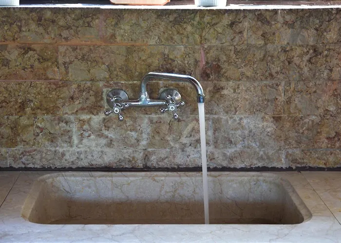 Fylakopi Private Pool Retreat For 6 Вилла Пачаина